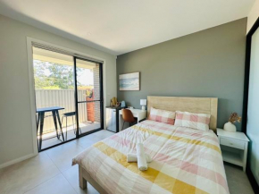 Modern Ensuite with Private Side Entry